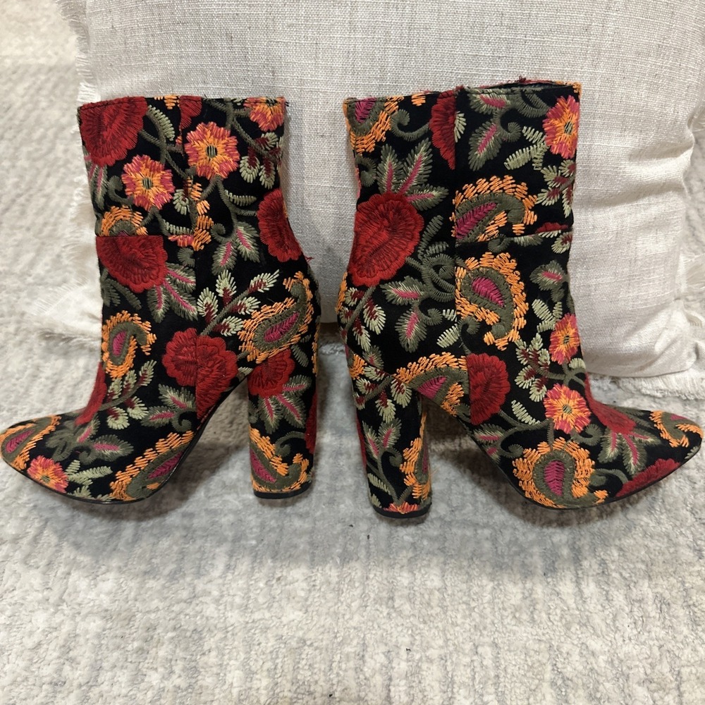 Flower Embroidered Half Boots Booties Marguerite Floral Multicolor‎ Sz 6 Zipper - Picture 2 of 11